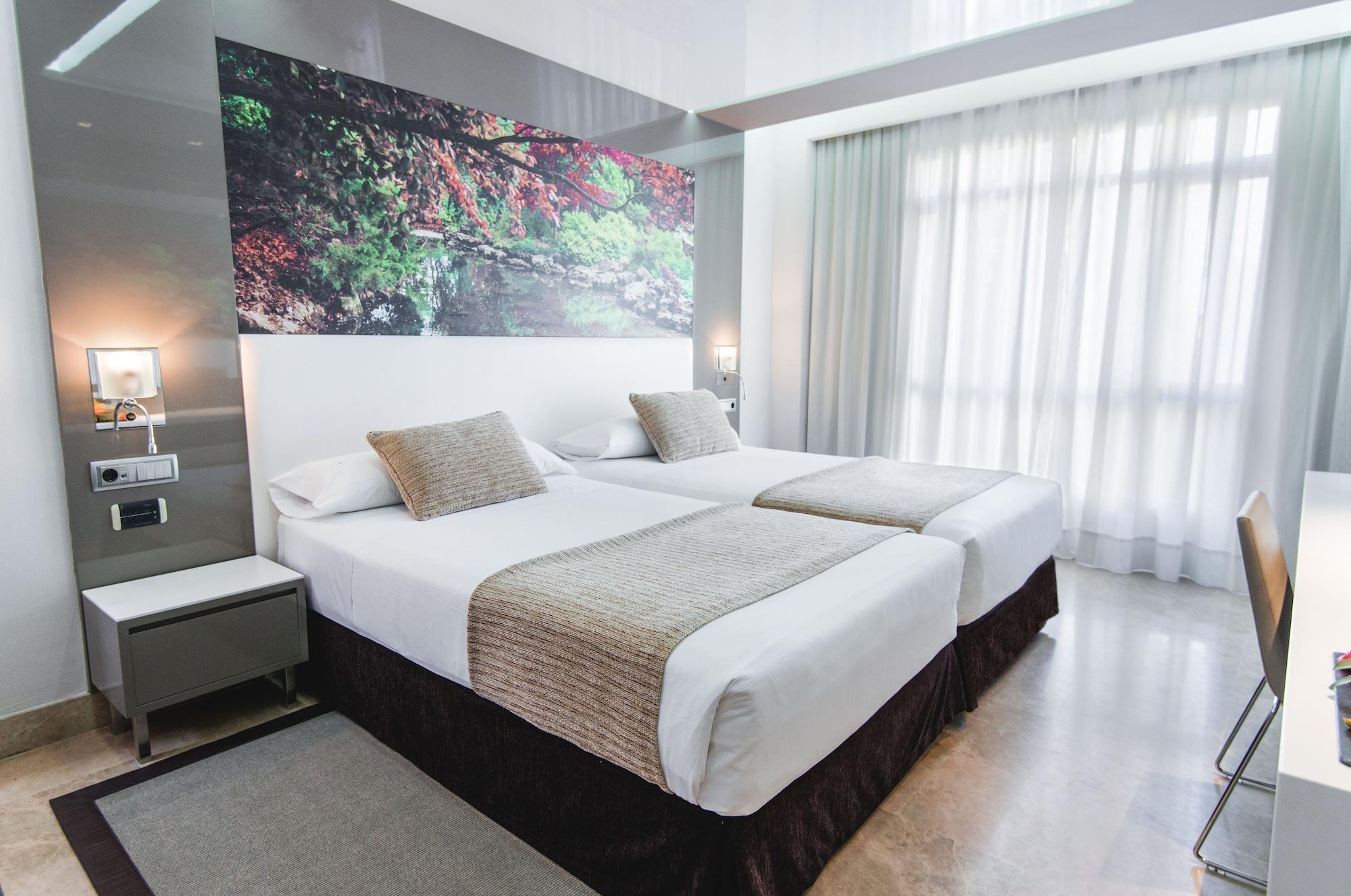 Vp Madrono Hotel Madrid Ngoại thất bức ảnh